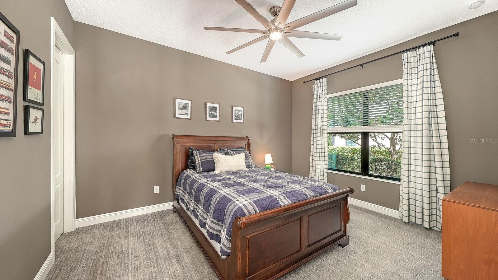 Single Family Residence at 16720 BERWICK TER, LAKEWOOD RANCH, photo 23 of 57