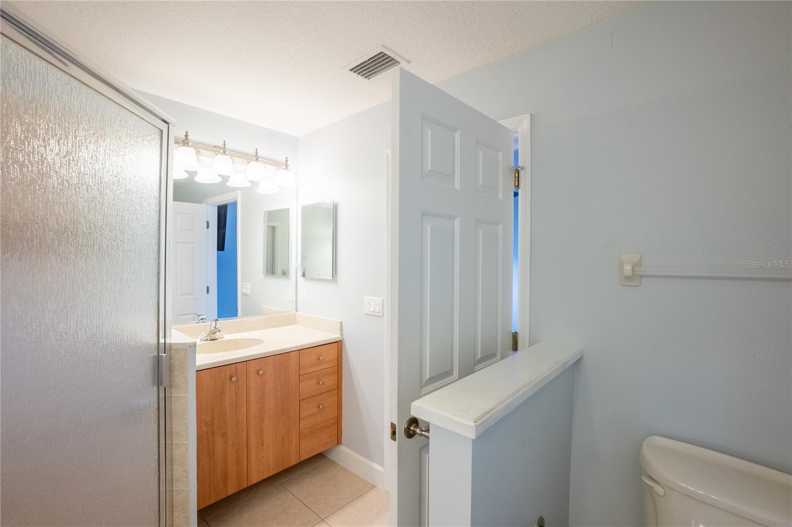 Single Family Residence at 74 SOUTHLAKE DR, PALM COAST, photo 49 of 76