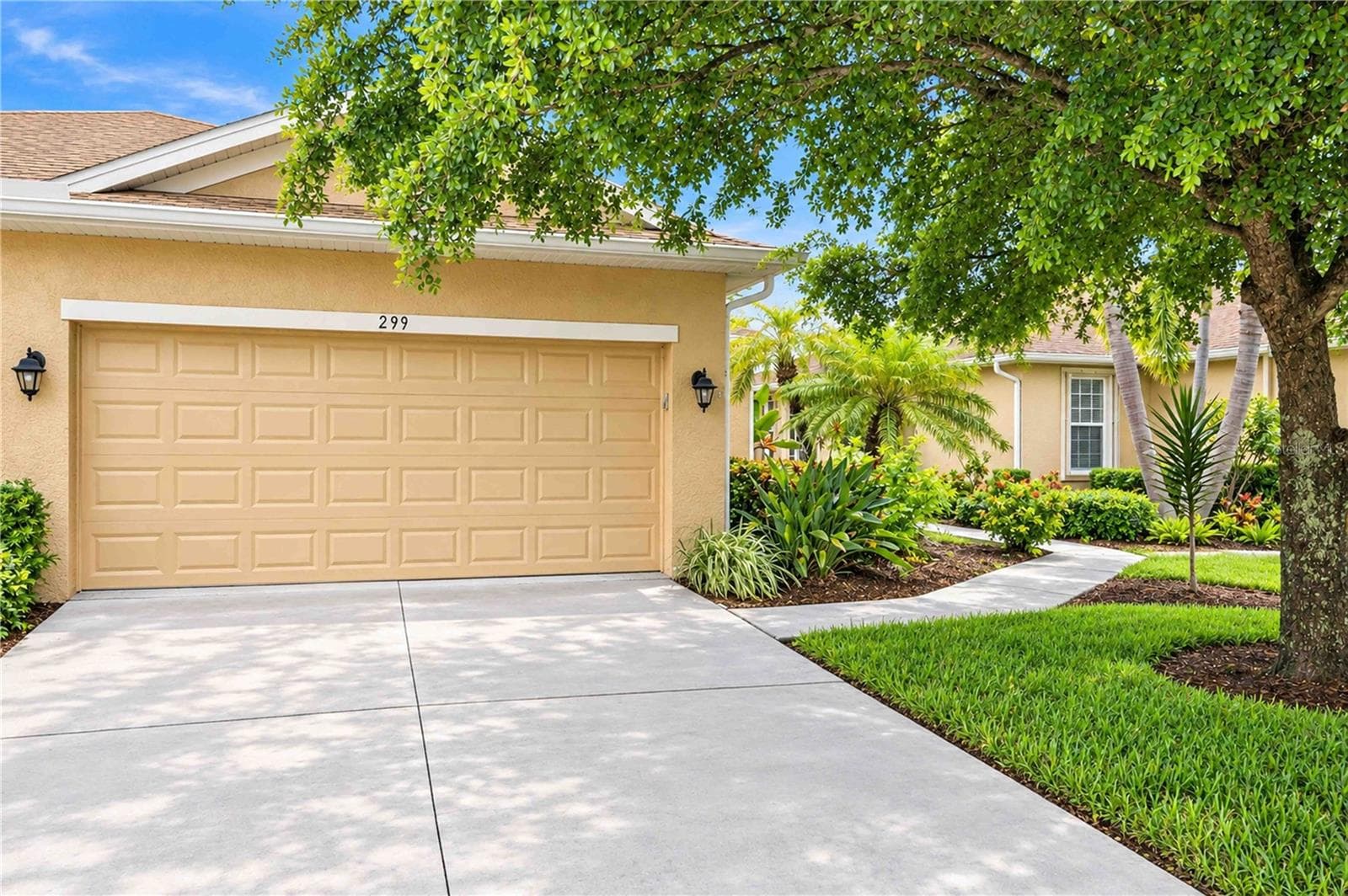 299 CAPULET DR