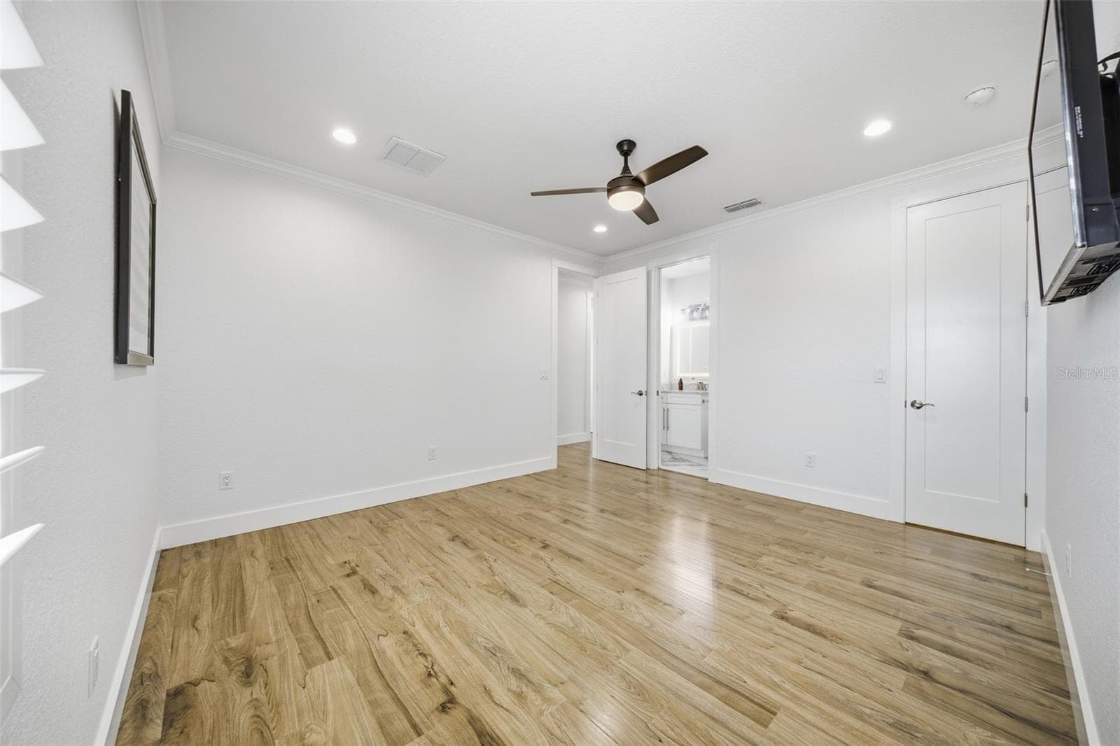 Single Family Residence at 4835 W BAY VILLA AVE, TAMPA, photo 32 of 66