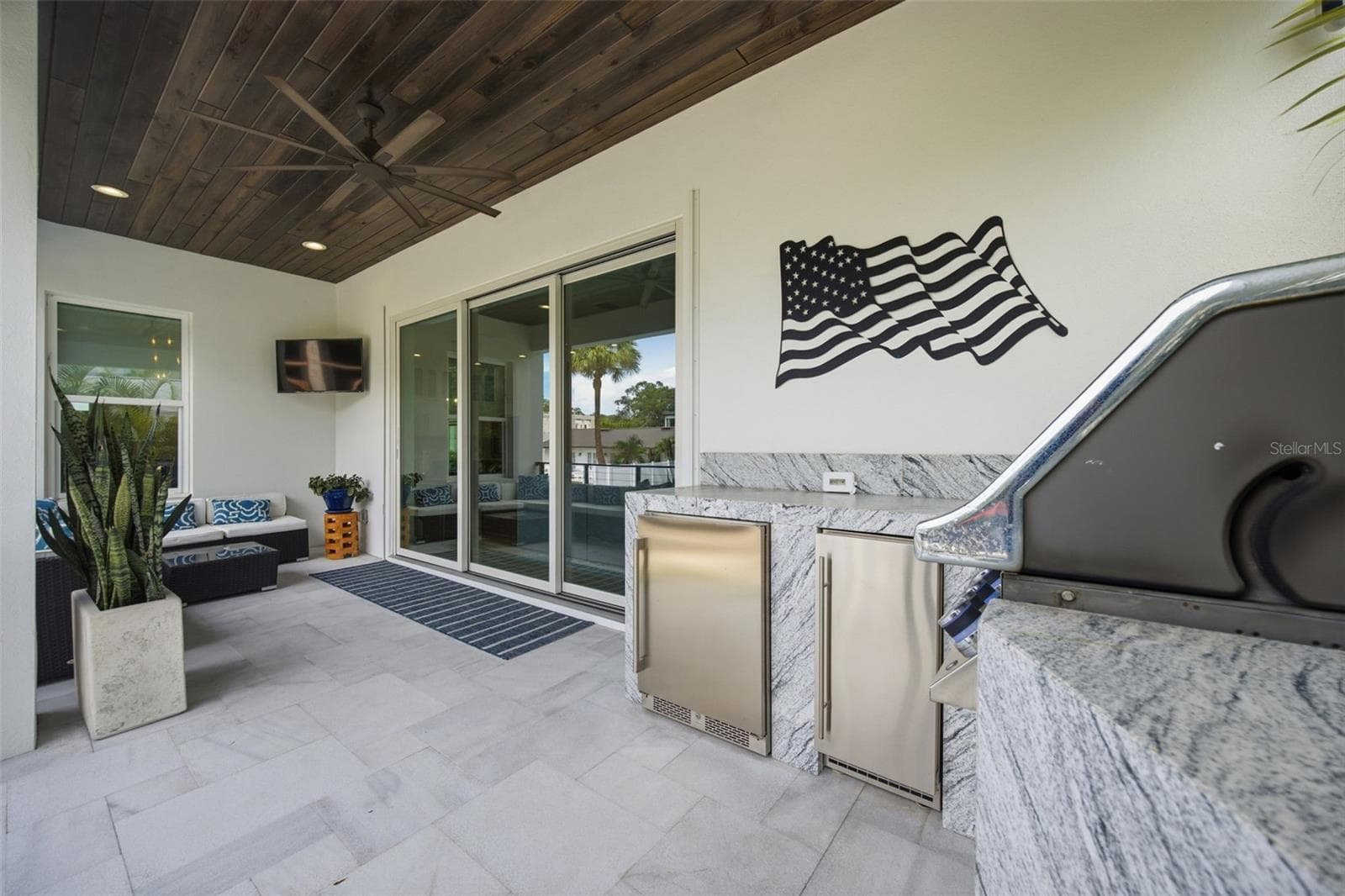 Single Family Residence at 4835 W BAY VILLA AVE, TAMPA, photo 52 of 66