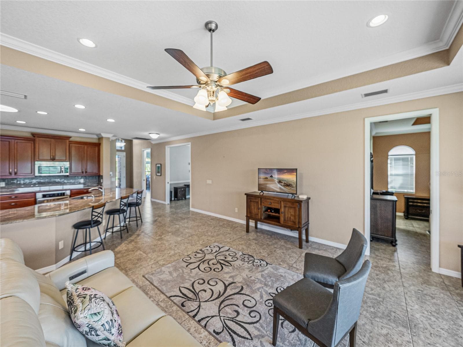 Living room - 3834 LITCHFIELD LOOP, LAKE WALES