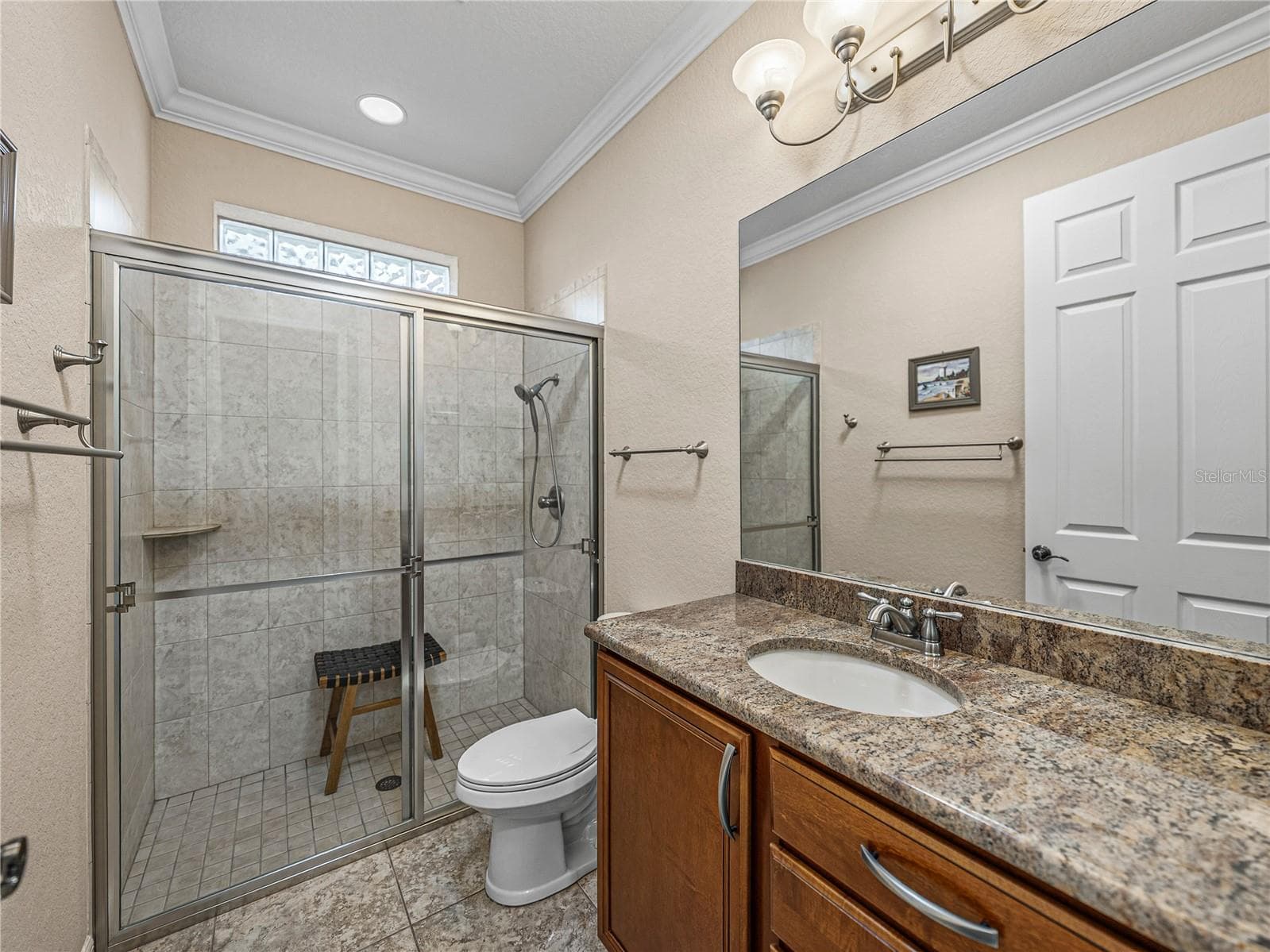 Guest bath - 3834 LITCHFIELD LOOP, LAKE WALES