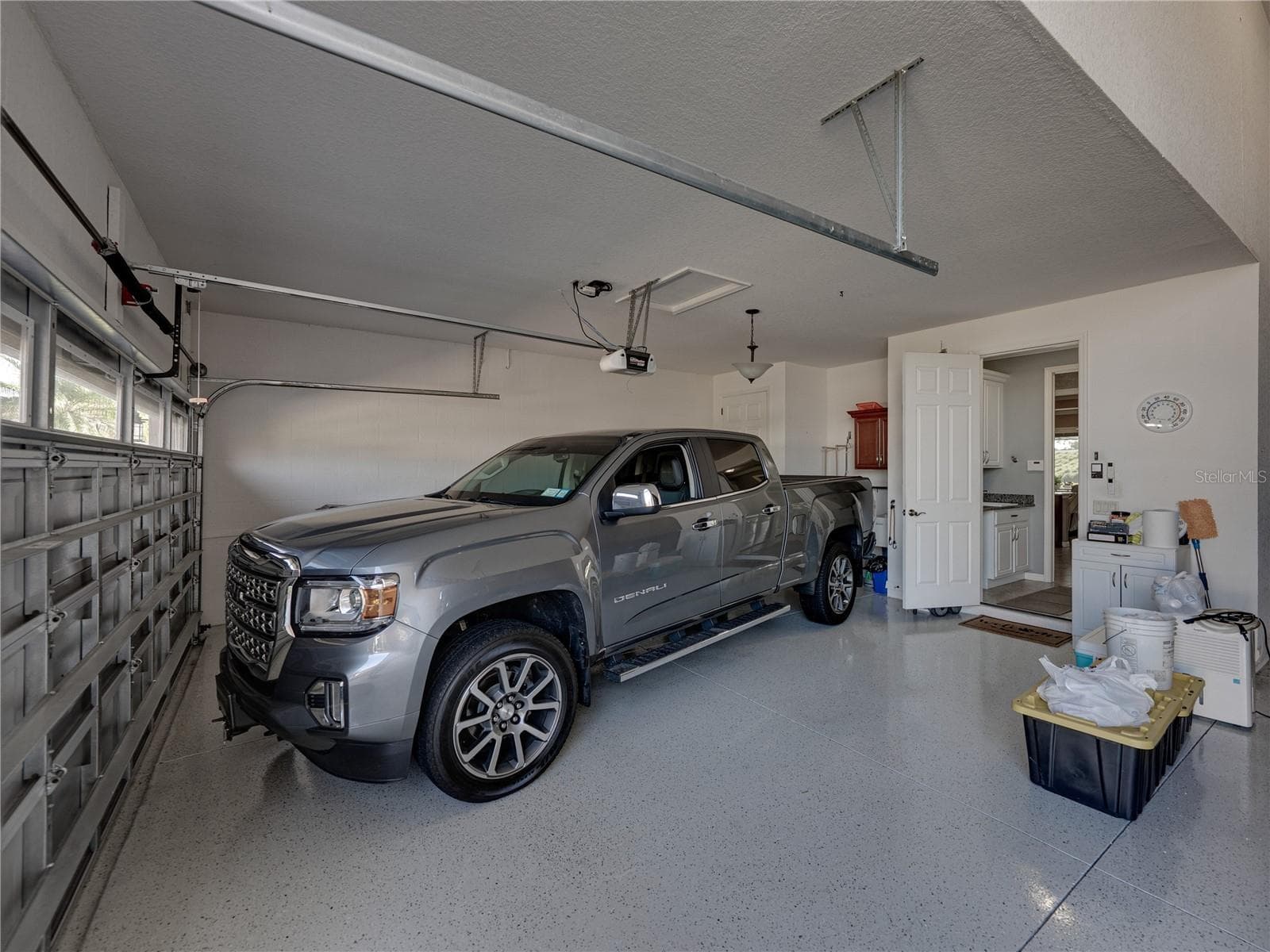 Garage - 3834 LITCHFIELD LOOP, LAKE WALES