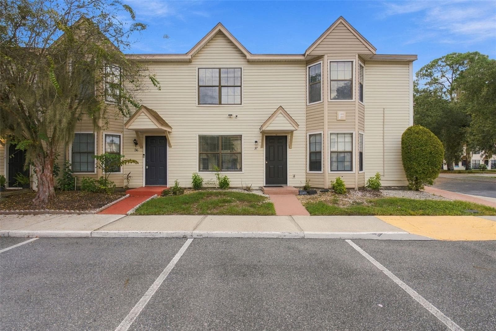 2302 MAKI RD #37