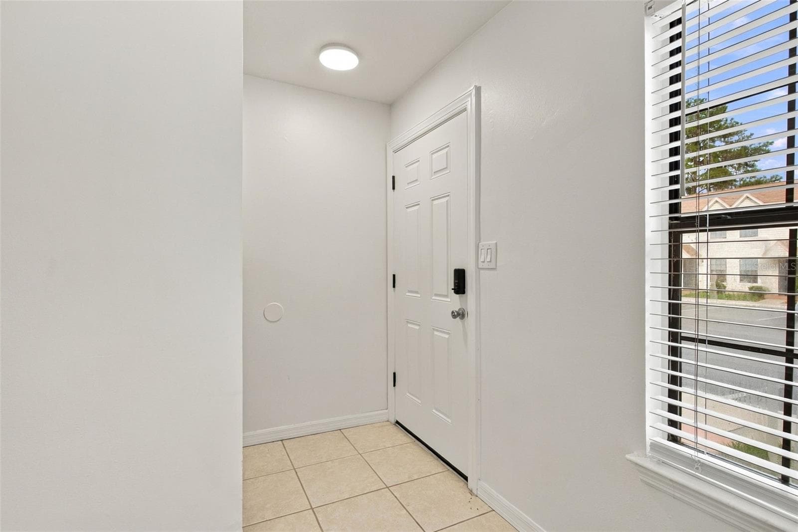 Condominium at 2302 MAKI RD #37, PLANT CITY, photo 5 of 24