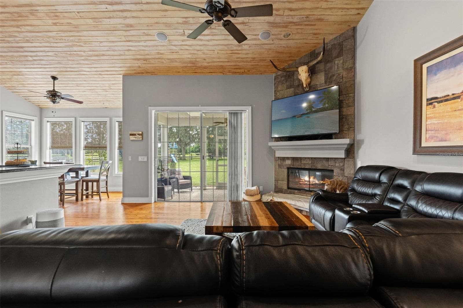 Single Family Residence at 18351 KUKA LN, SPRING HILL, photo 17 of 75