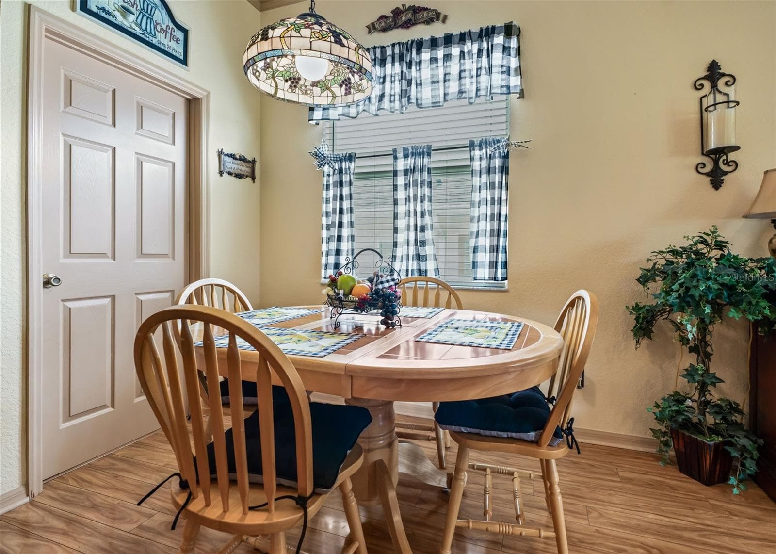 Eat in Area of Kitchen - 17021 SE 115TH TERRACE RD, SUMMERFIELD