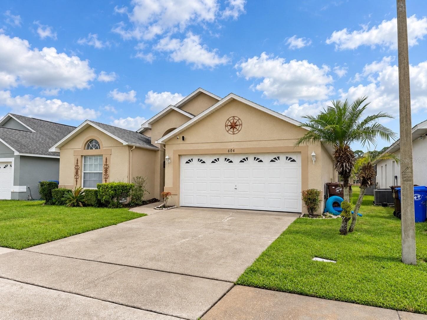 Single Family Residence at 604 EAGLE POINTE S, KISSIMMEE, photo 2 of 25