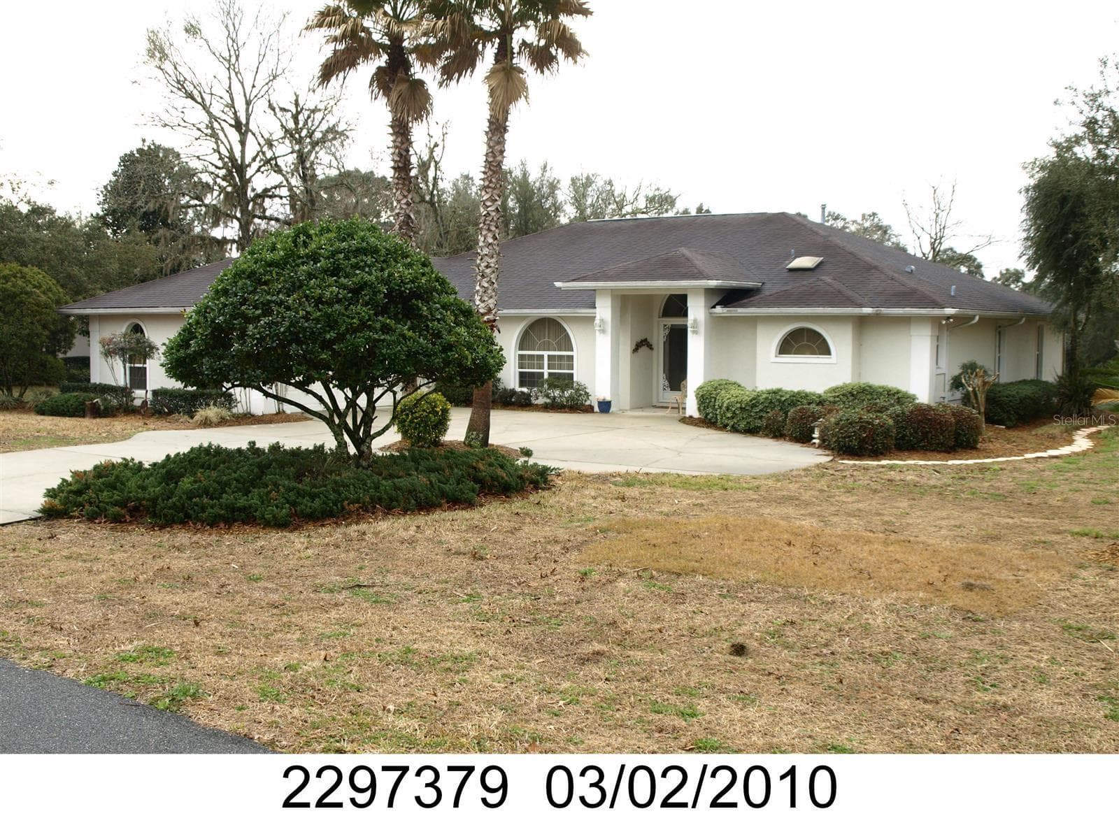782 E KELLER CT