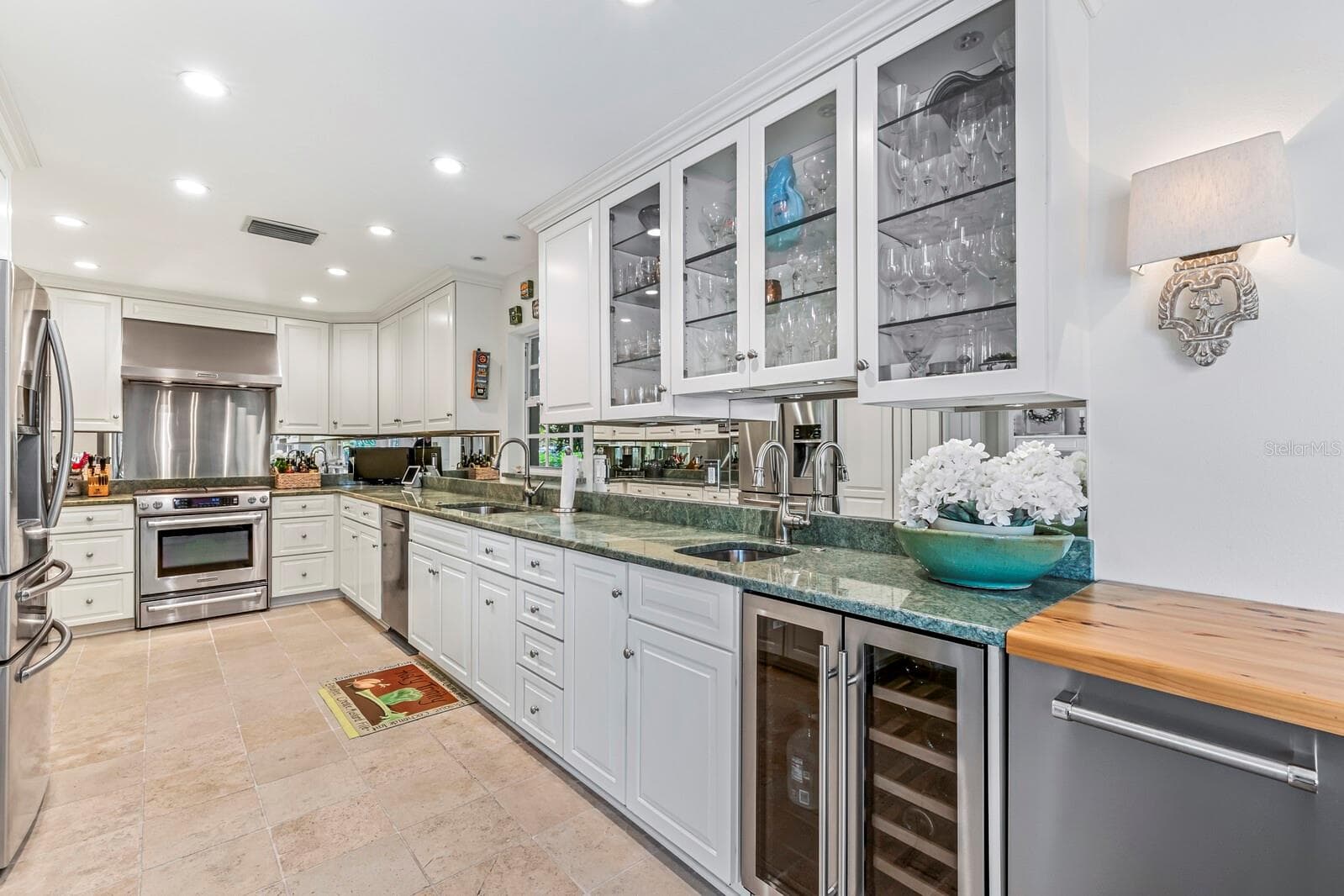 Kitchen - 252 WATERWAYS AVE, BOCA GRANDE