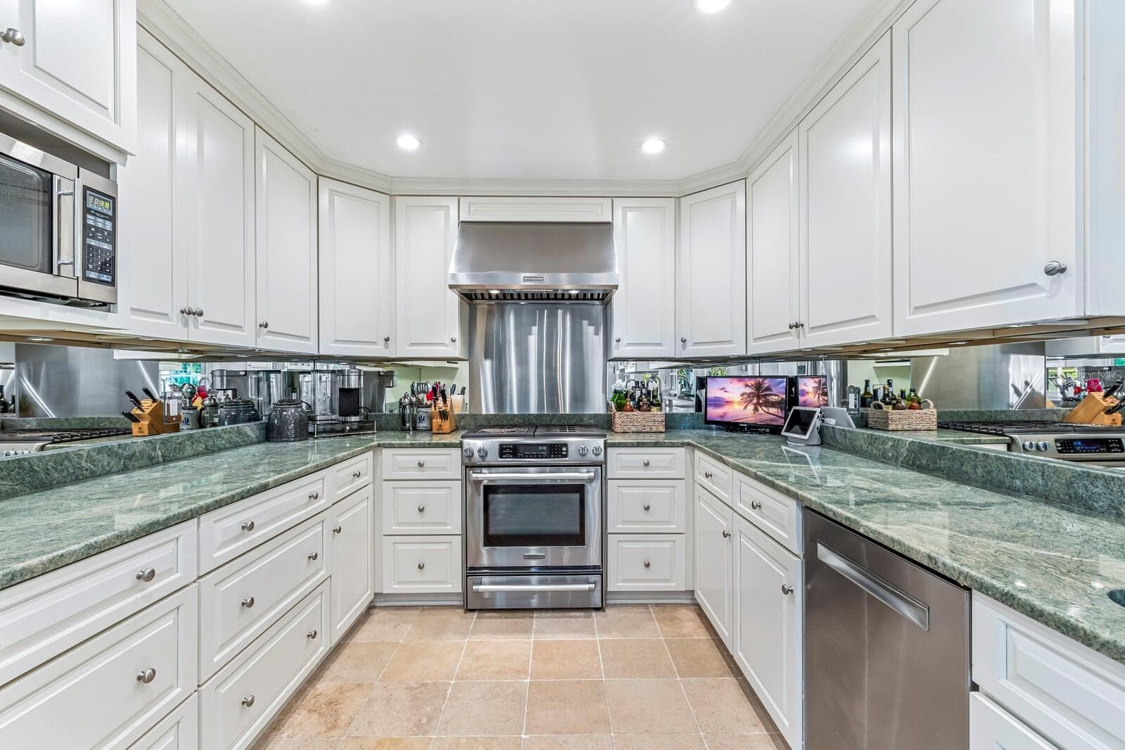 Kitchen - 252 WATERWAYS AVE, BOCA GRANDE