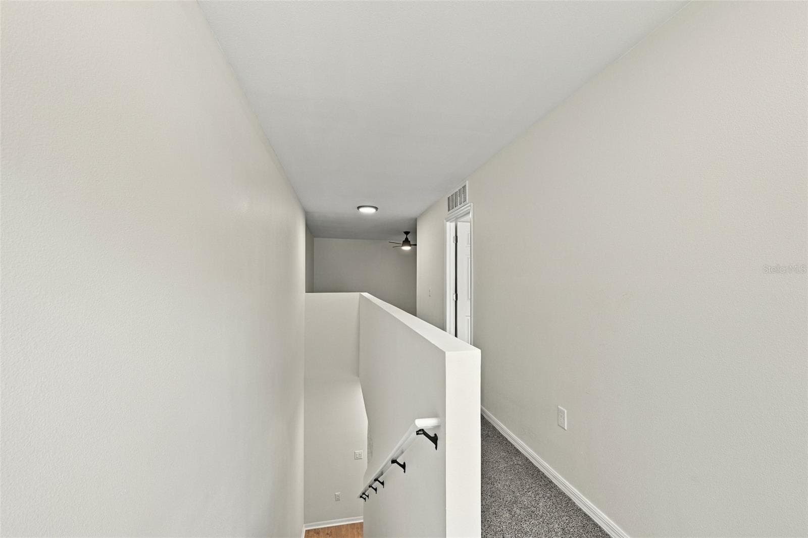 Townhouse at 9951 ASHBURN LAKE DR, TAMPA, photo 18 of 44