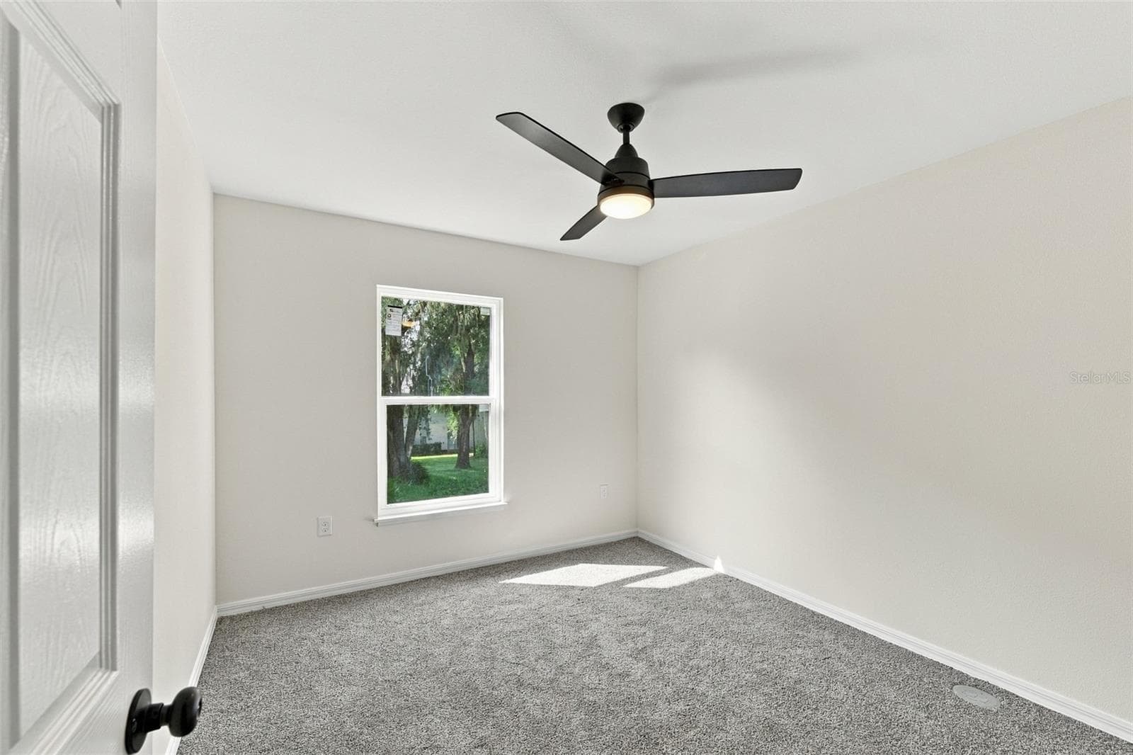 Townhouse at 9951 ASHBURN LAKE DR, TAMPA, photo 28 of 44