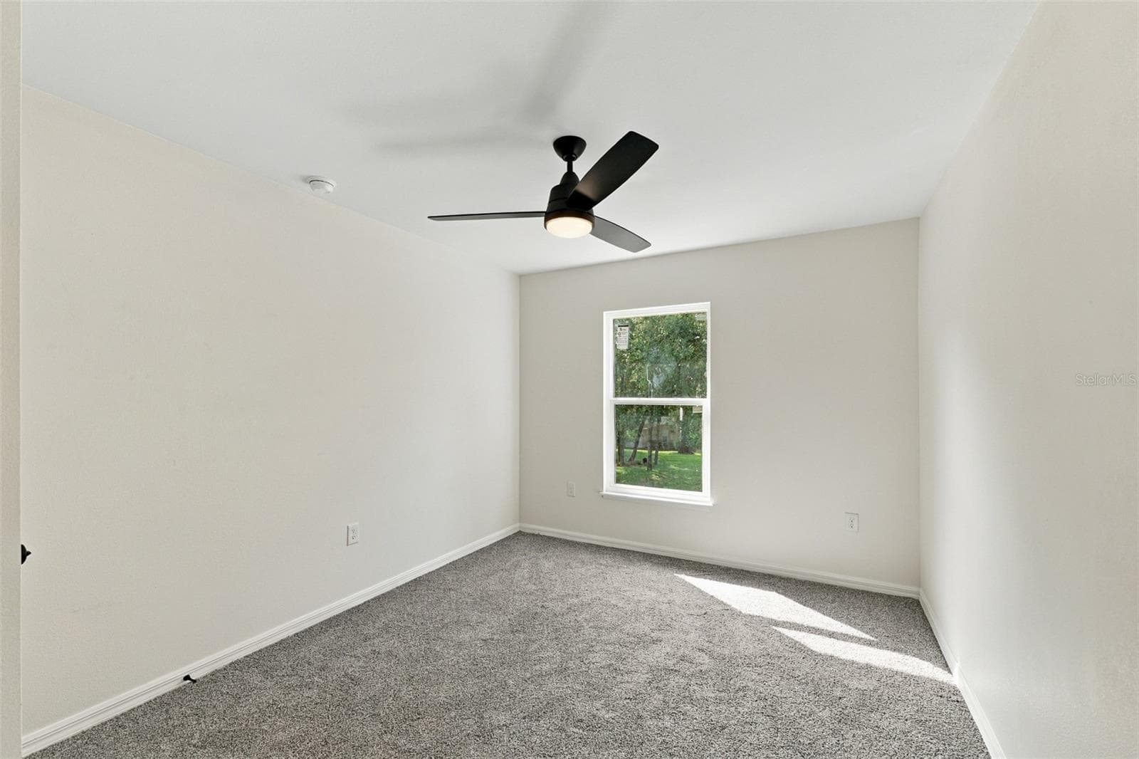 Townhouse at 9951 ASHBURN LAKE DR, TAMPA, photo 29 of 44