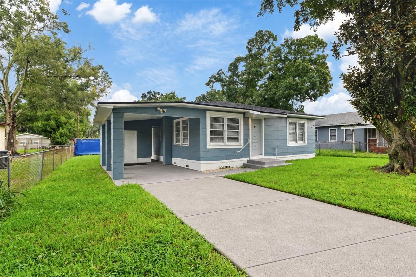 Single Family Residence at 207 KAY ST, AUBURNDALE, photo 2 of 34
