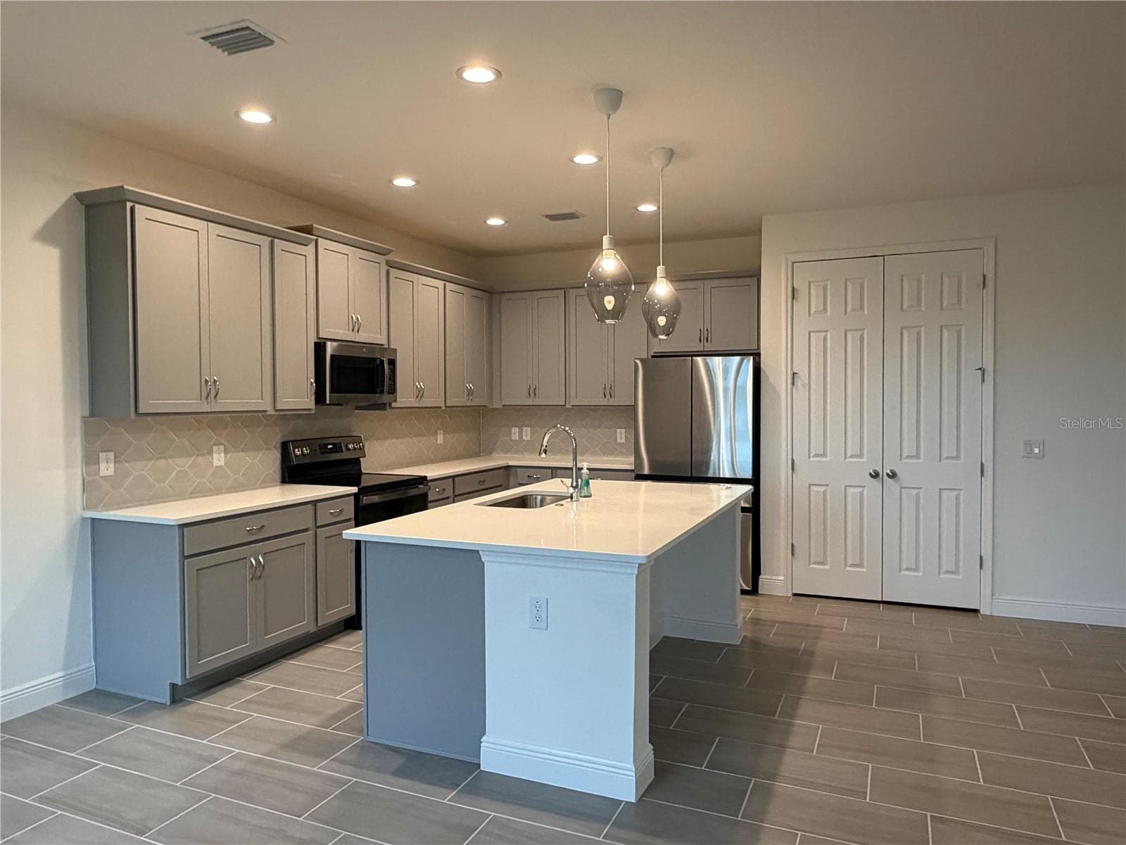 Single Family Residence at 2699 NOTTEL DR, ST CLOUD, photo 17 of 50