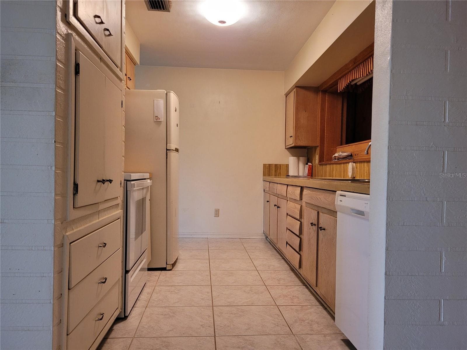 Single Family Residence at 7192 114TH LN, SEMINOLE, photo 7 of 21