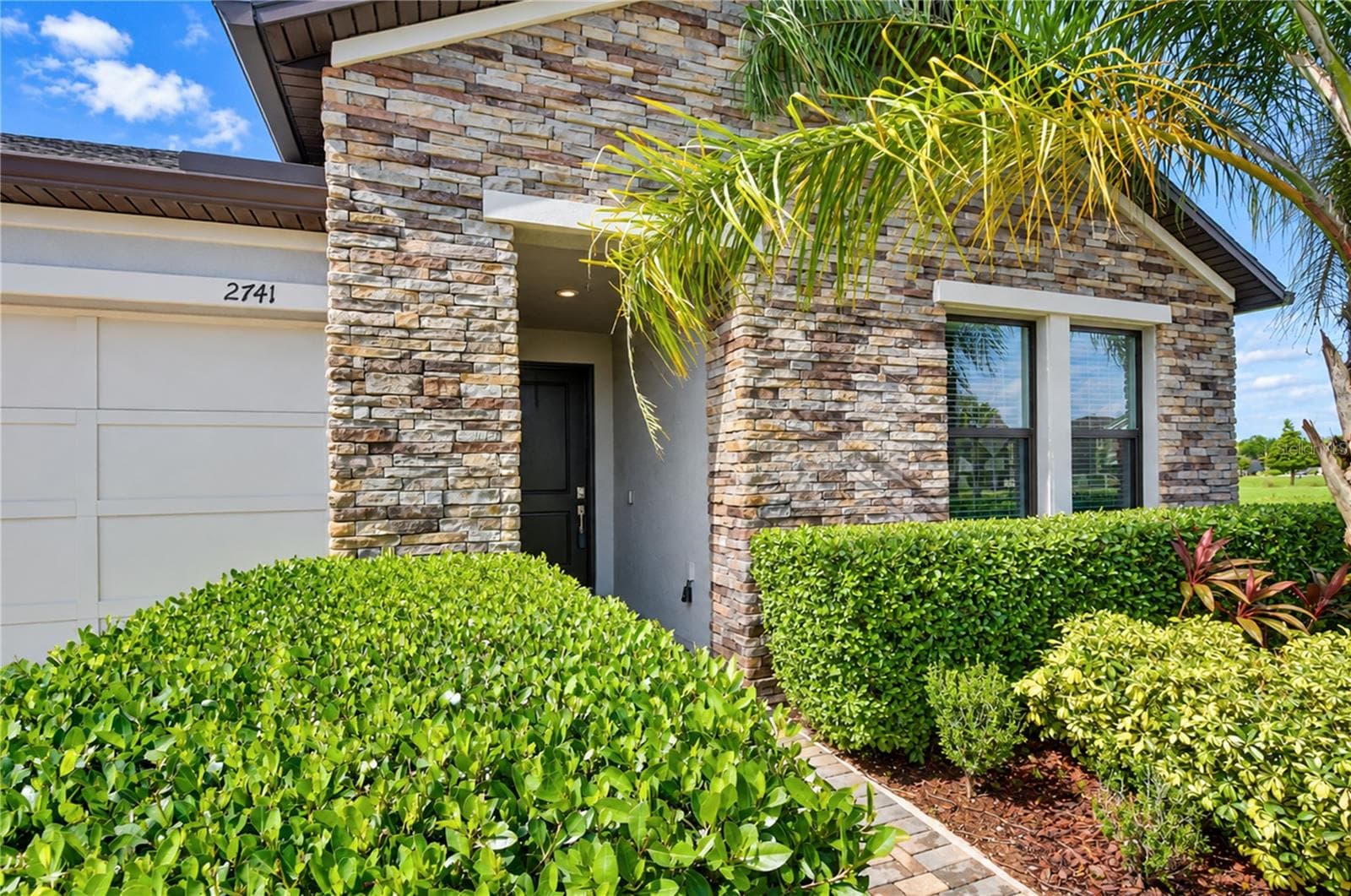 Single Family Residence at 2741 YELLOWHAMMER WAY, NEW PORT RICHEY, photo 3 of 89