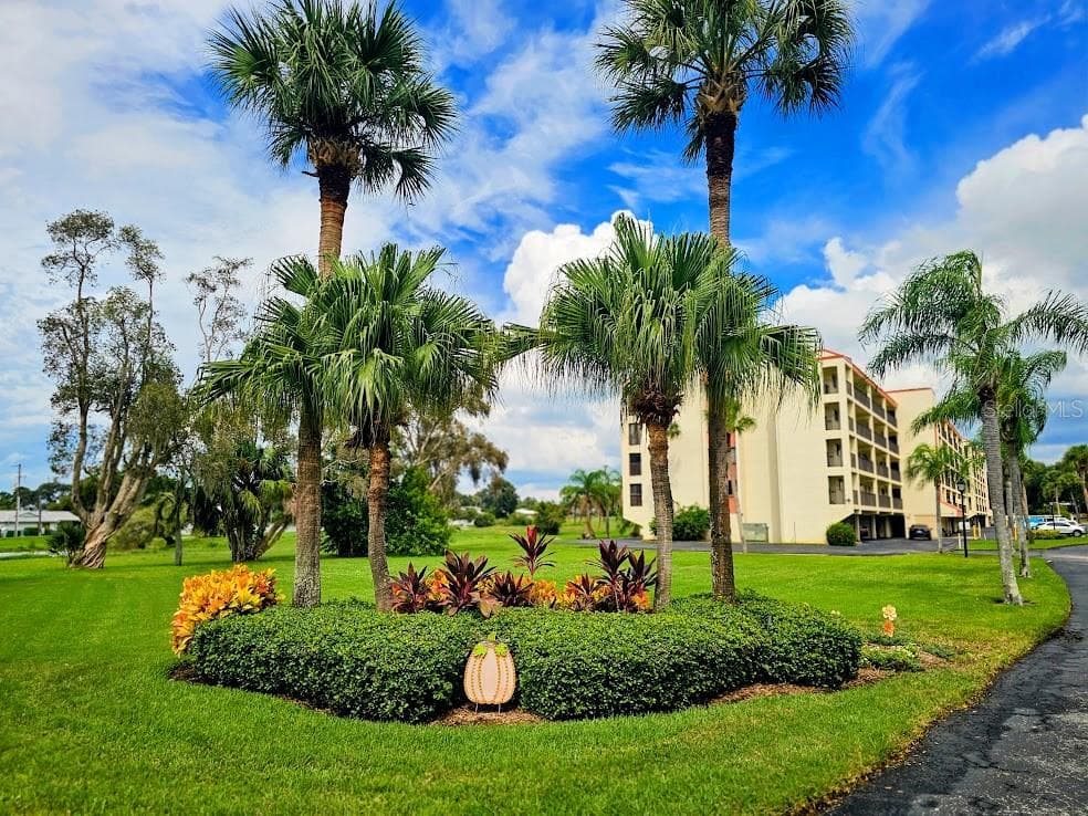 Condominium at 9490 HARBOR GREENS WAY #503, SEMINOLE, photo 2 of 41