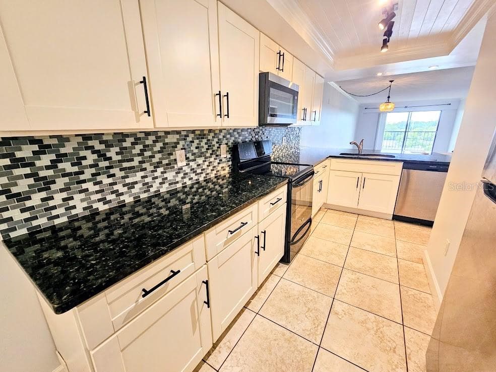 Condominium at 9490 HARBOR GREENS WAY #503, SEMINOLE, photo 7 of 41