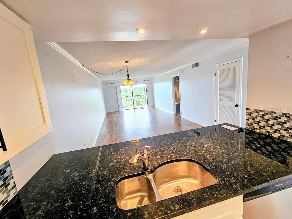 Condominium at 9490 HARBOR GREENS WAY #503, SEMINOLE, photo 9 of 41