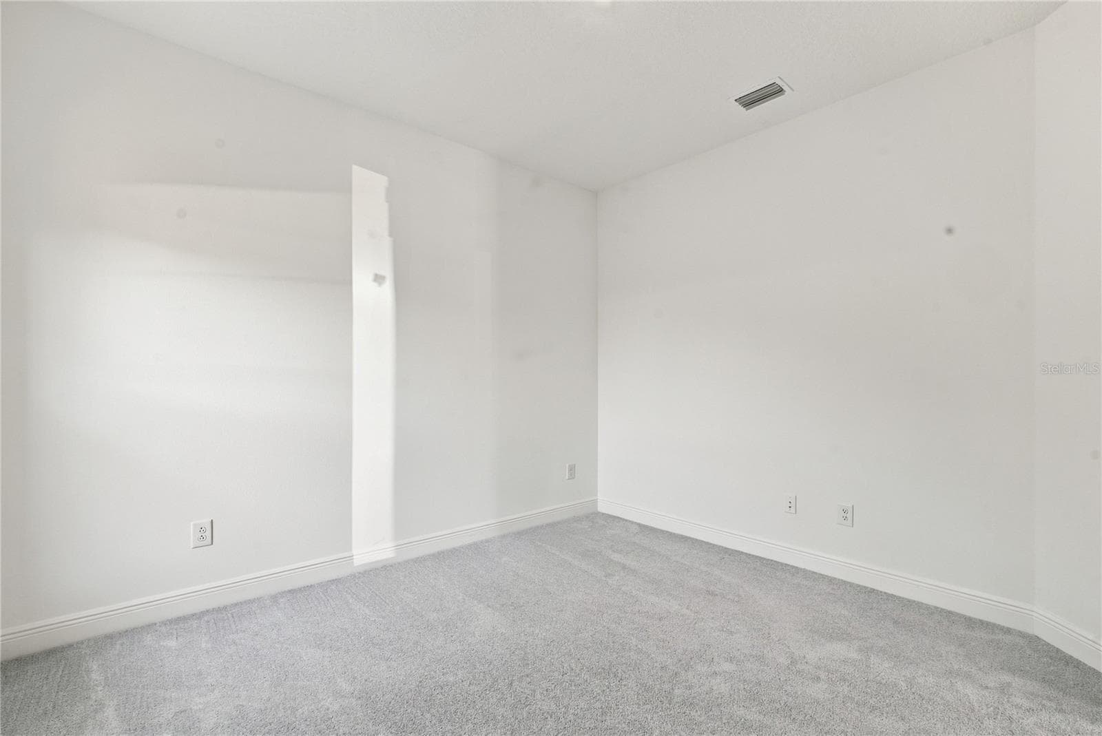 Single Family Residence at 3033 54TH AVE N, ST PETERSBURG, photo 12 of 49