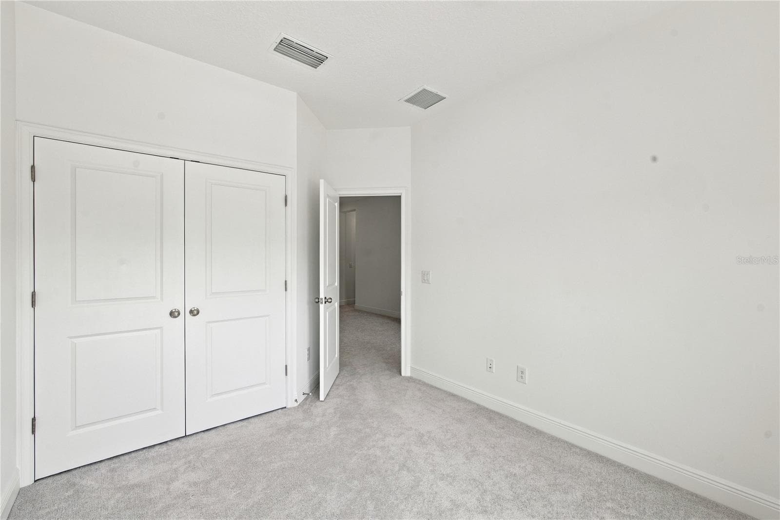 Single Family Residence at 3033 54TH AVE N, ST PETERSBURG, photo 31 of 49