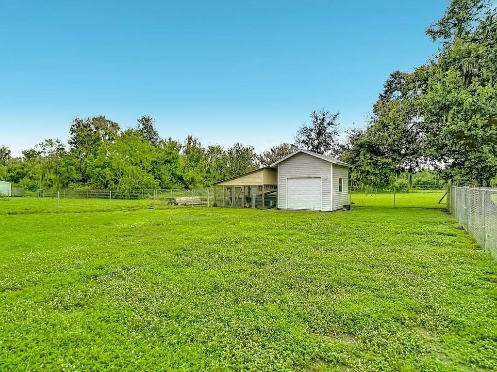 Chicken Coop - 3569 PITTMAN RD, DOVER