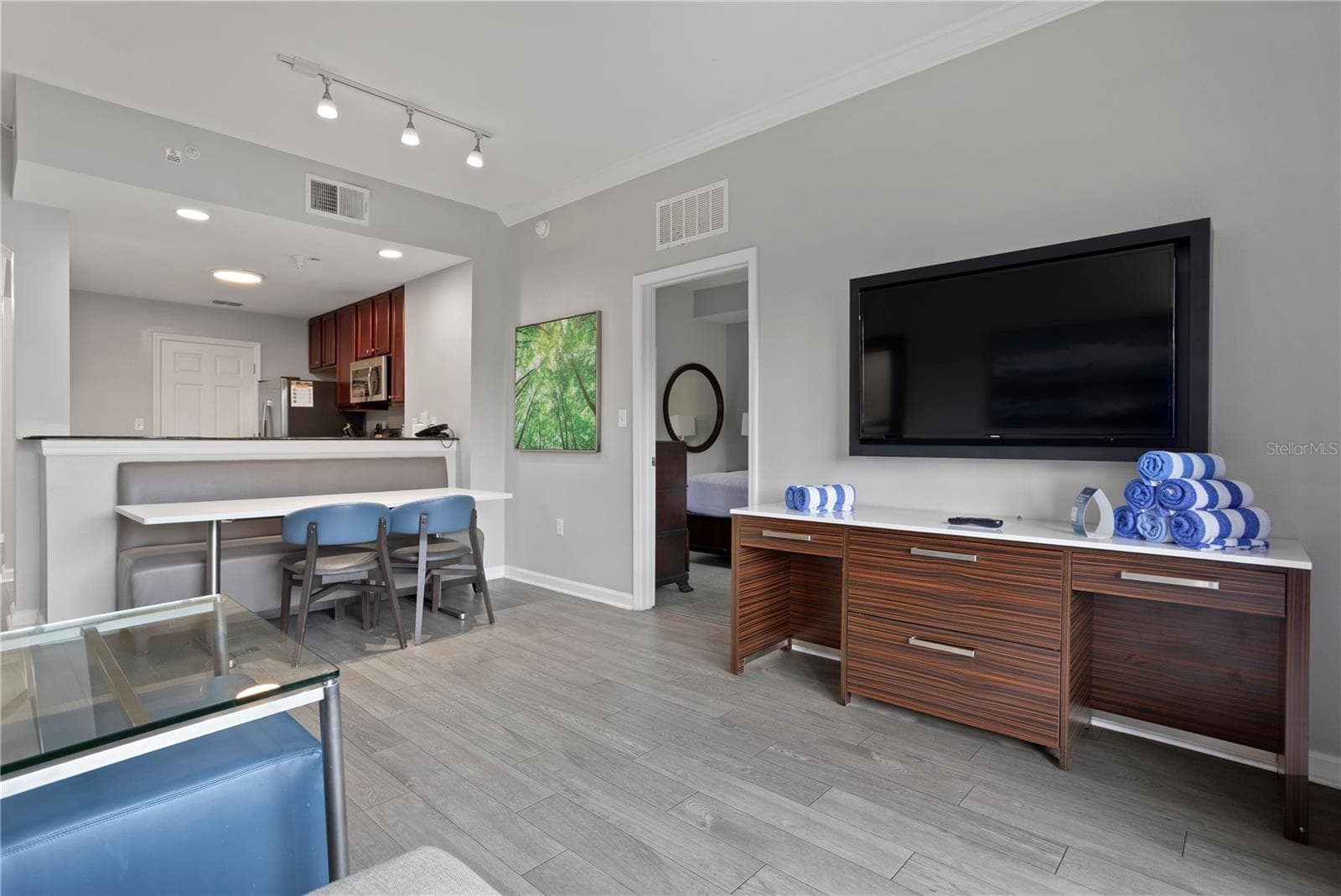 Condo - Hotel at 14501 GROVE RESORT AVE #1218, WINTER GARDEN, photo 18 of 26