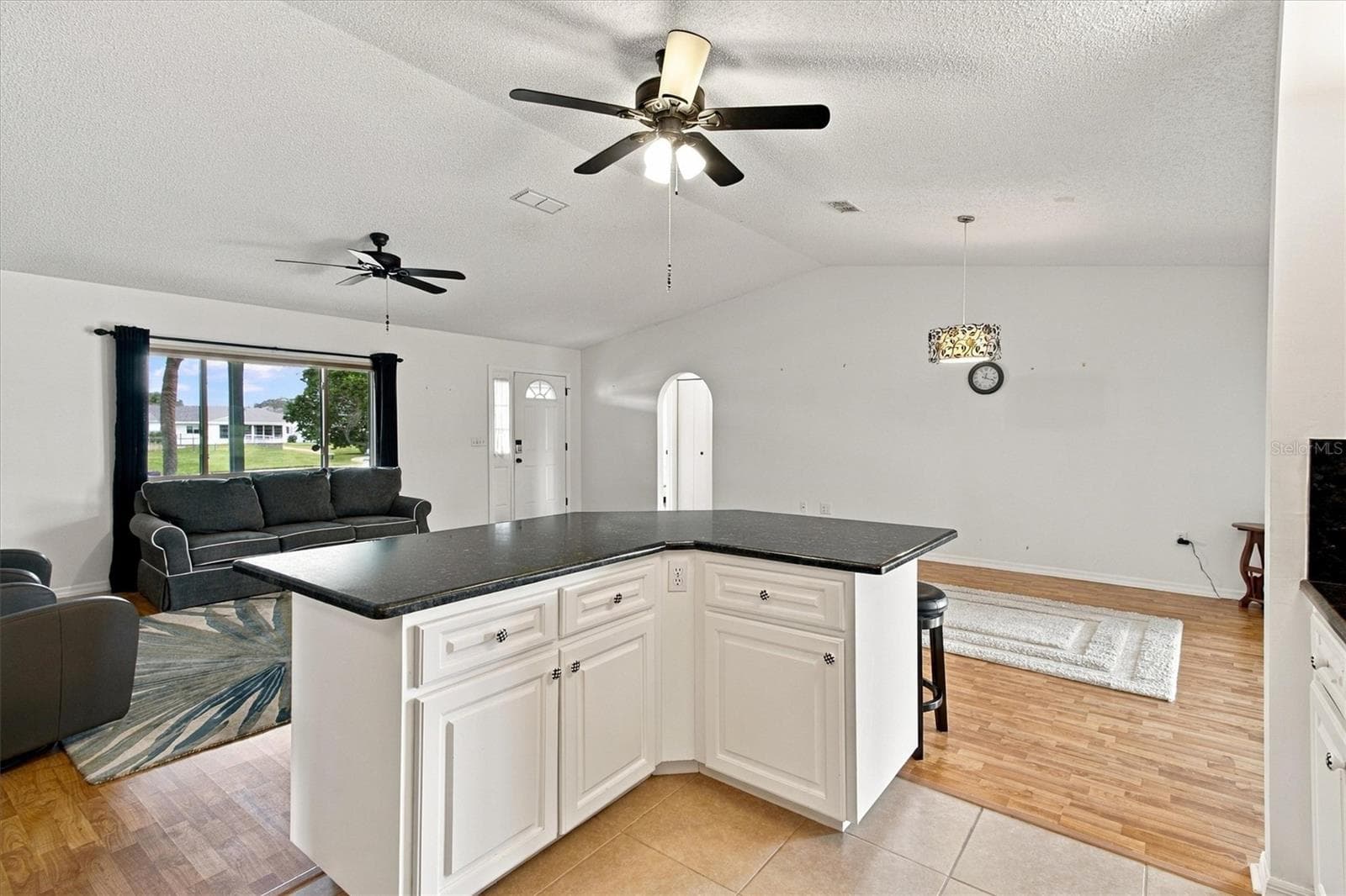 Single Family Residence at 10490 SE 179TH PL, SUMMERFIELD, photo 11 of 35