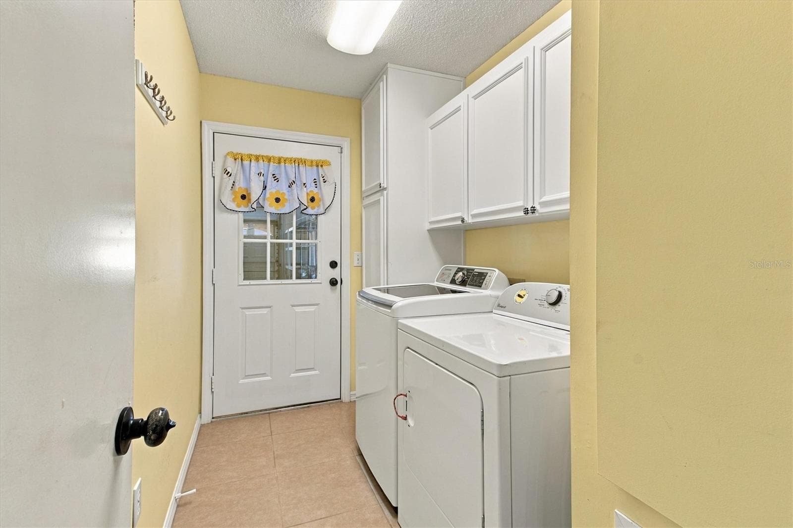 Single Family Residence at 10490 SE 179TH PL, SUMMERFIELD, photo 29 of 35