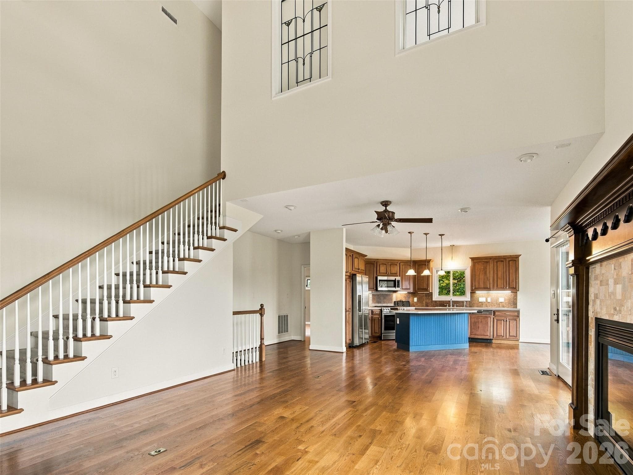 Single Family Residence at 142 Twin Courts Drive, Weaverville, photo 10 of 48