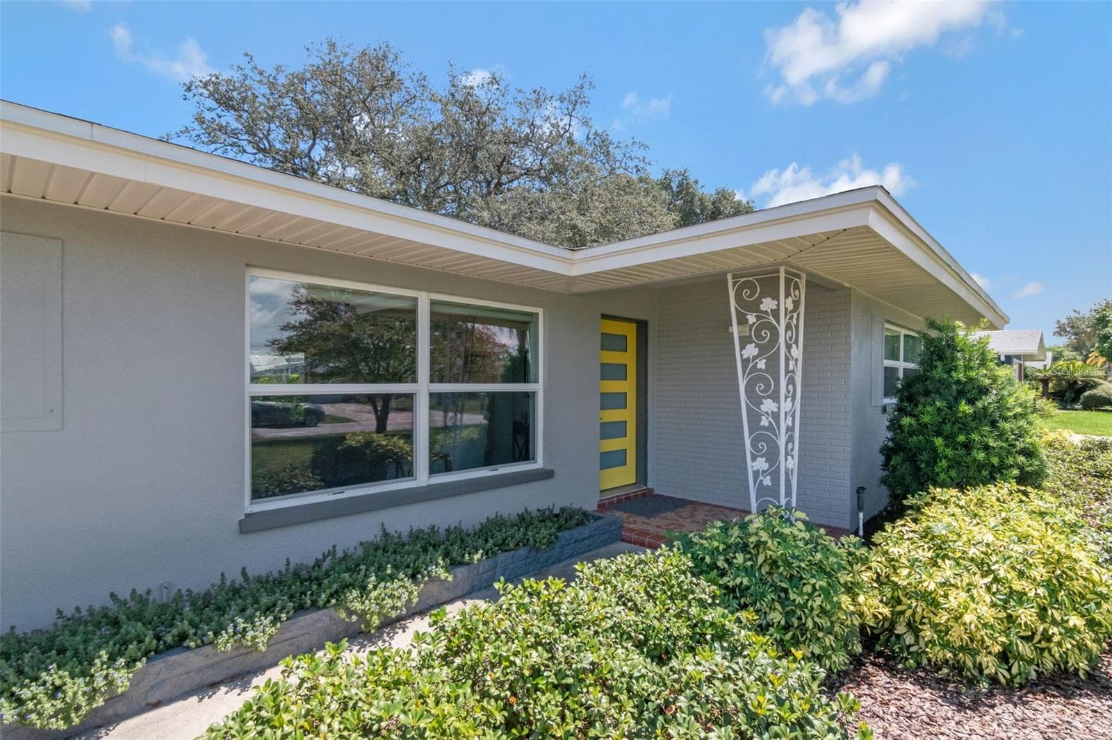 Single Family Residence at 1851 LOMBARDY DR, CLEARWATER, photo 2 of 32
