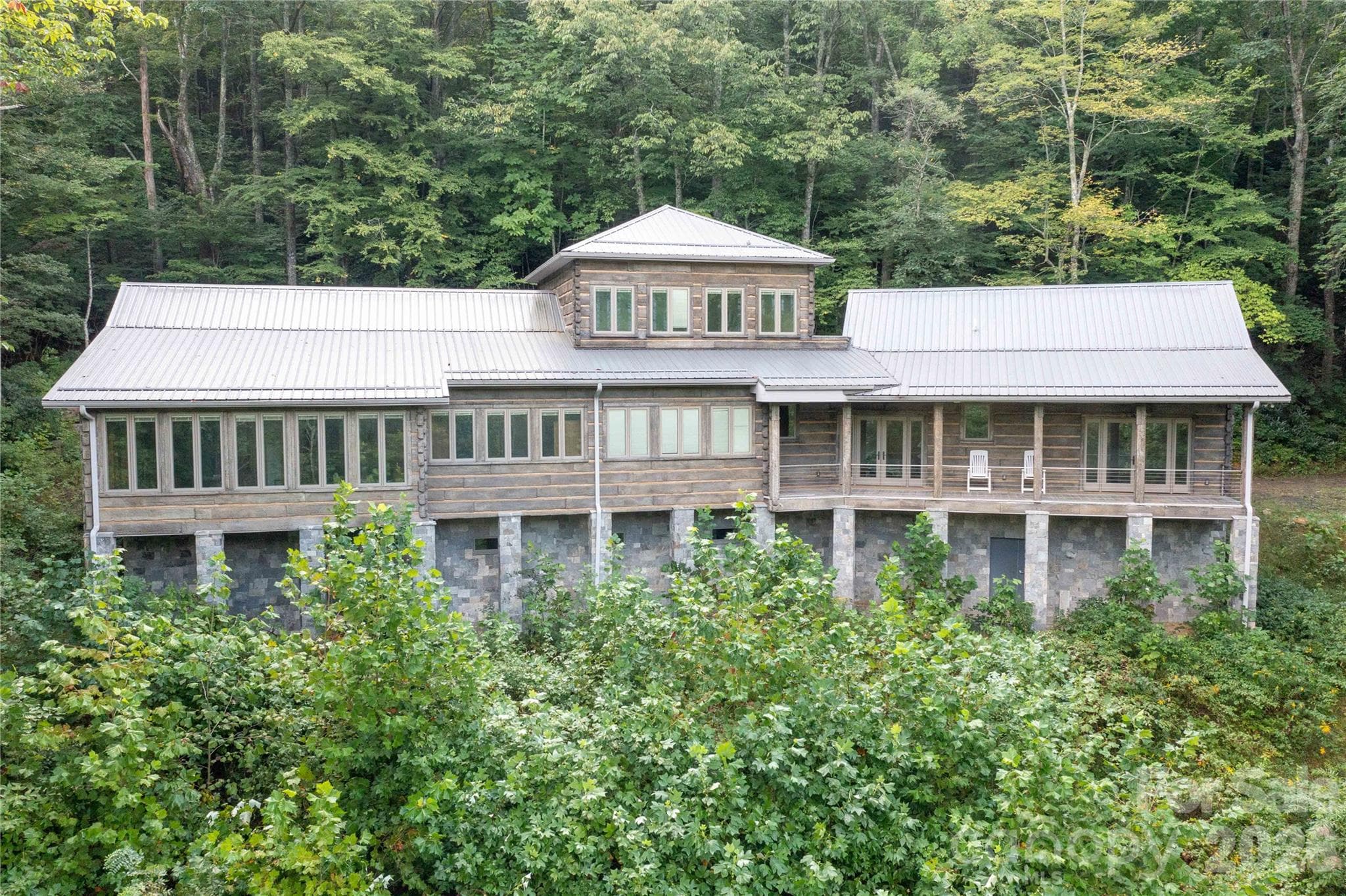 2099 South Toe River Road