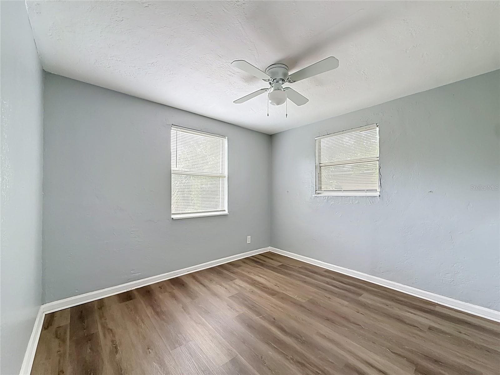Single Family Residence at 2135 OAKLEY AVE S, ST PETERSBURG, photo 19 of 28
