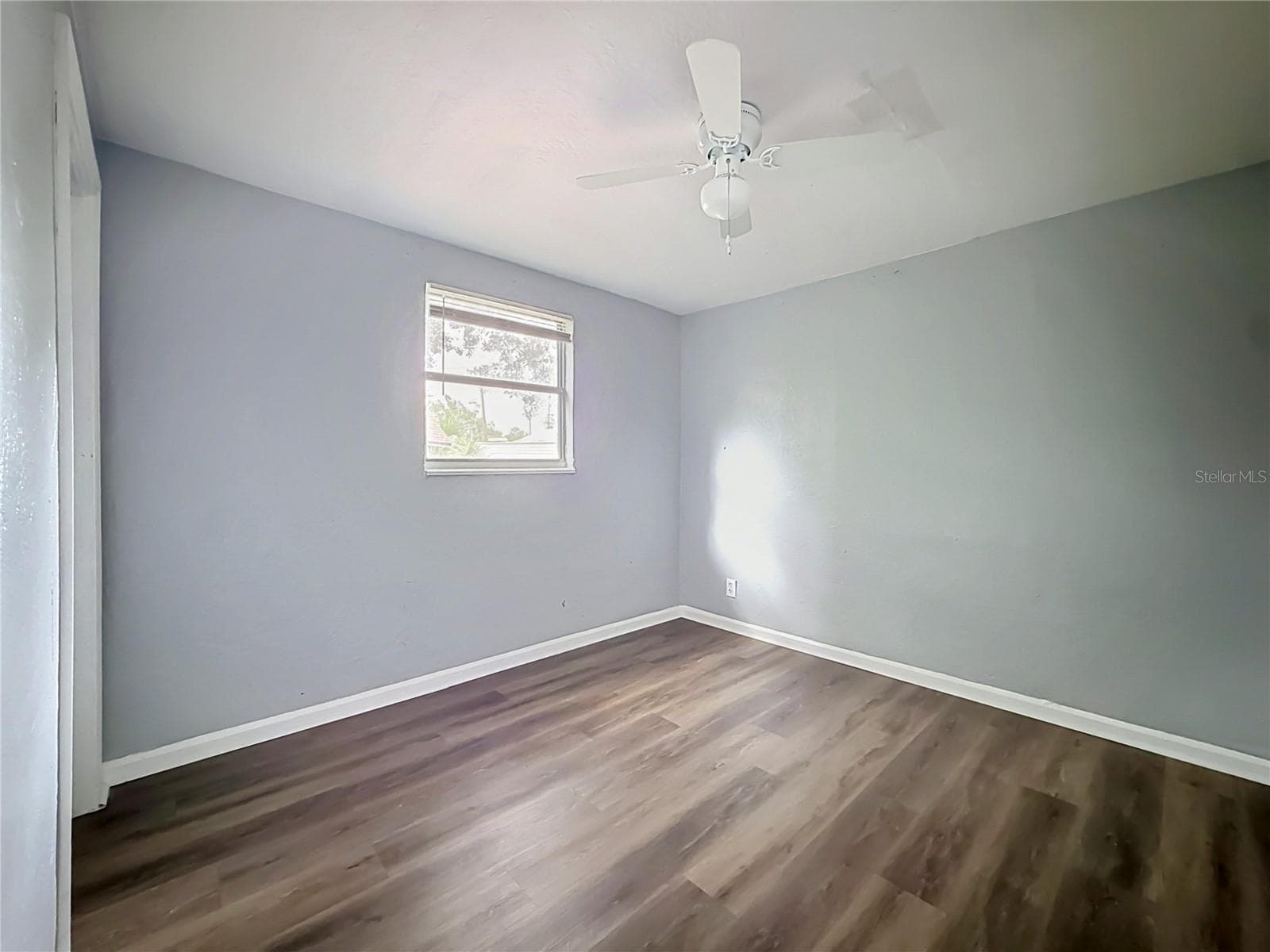 Single Family Residence at 2135 OAKLEY AVE S, ST PETERSBURG, photo 21 of 28