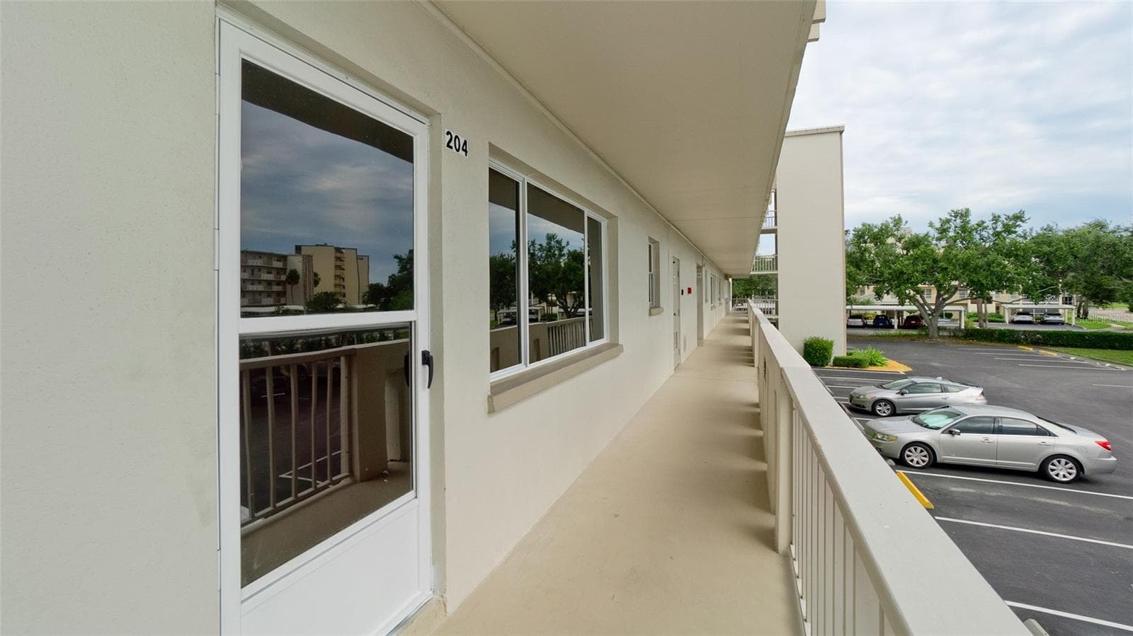 Condominium at 4210 IRONWOOD CIR #204J, BRADENTON, photo 3 of 40