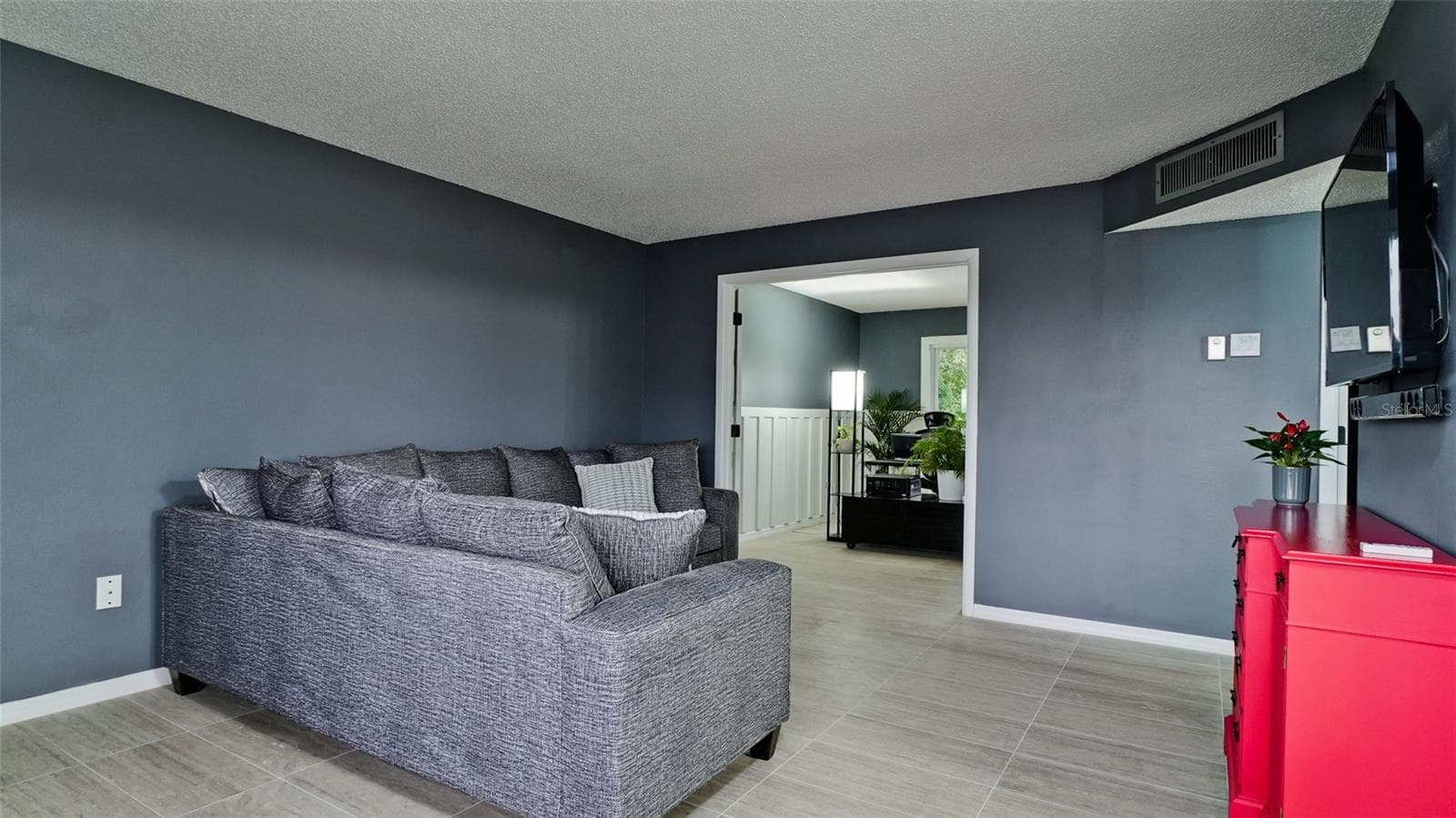 Condominium at 4210 IRONWOOD CIR #204J, BRADENTON, photo 6 of 40