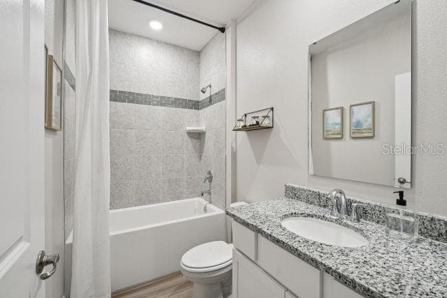 Model home - actual features may vary. - 6171 W SETTLER DR, BEVERLY HILLS