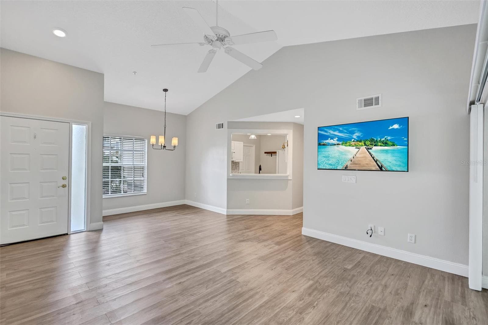 Condominium at 5520 FAIR OAKS ST, BRADENTON, photo 9 of 52