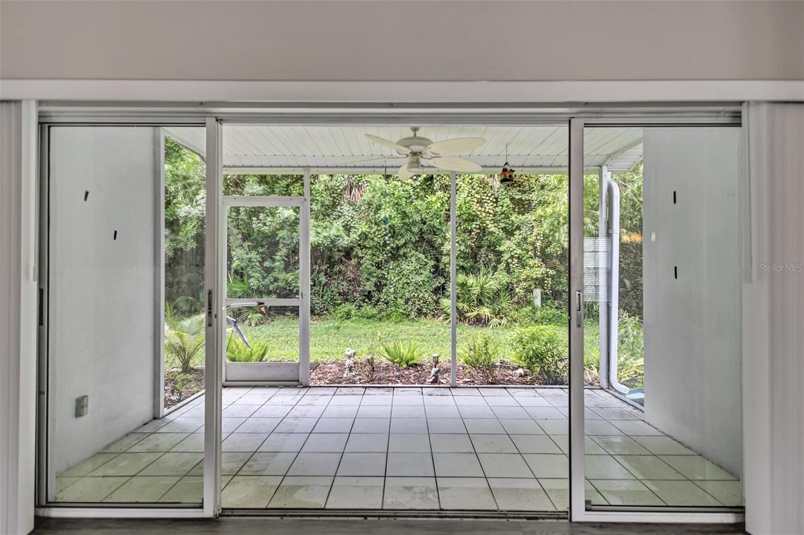Condominium at 5520 FAIR OAKS ST, BRADENTON, photo 10 of 52