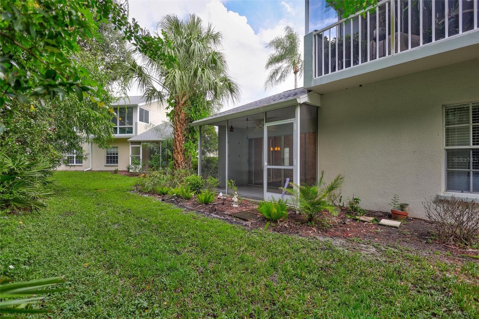 Condominium at 5520 FAIR OAKS ST, BRADENTON, photo 12 of 52