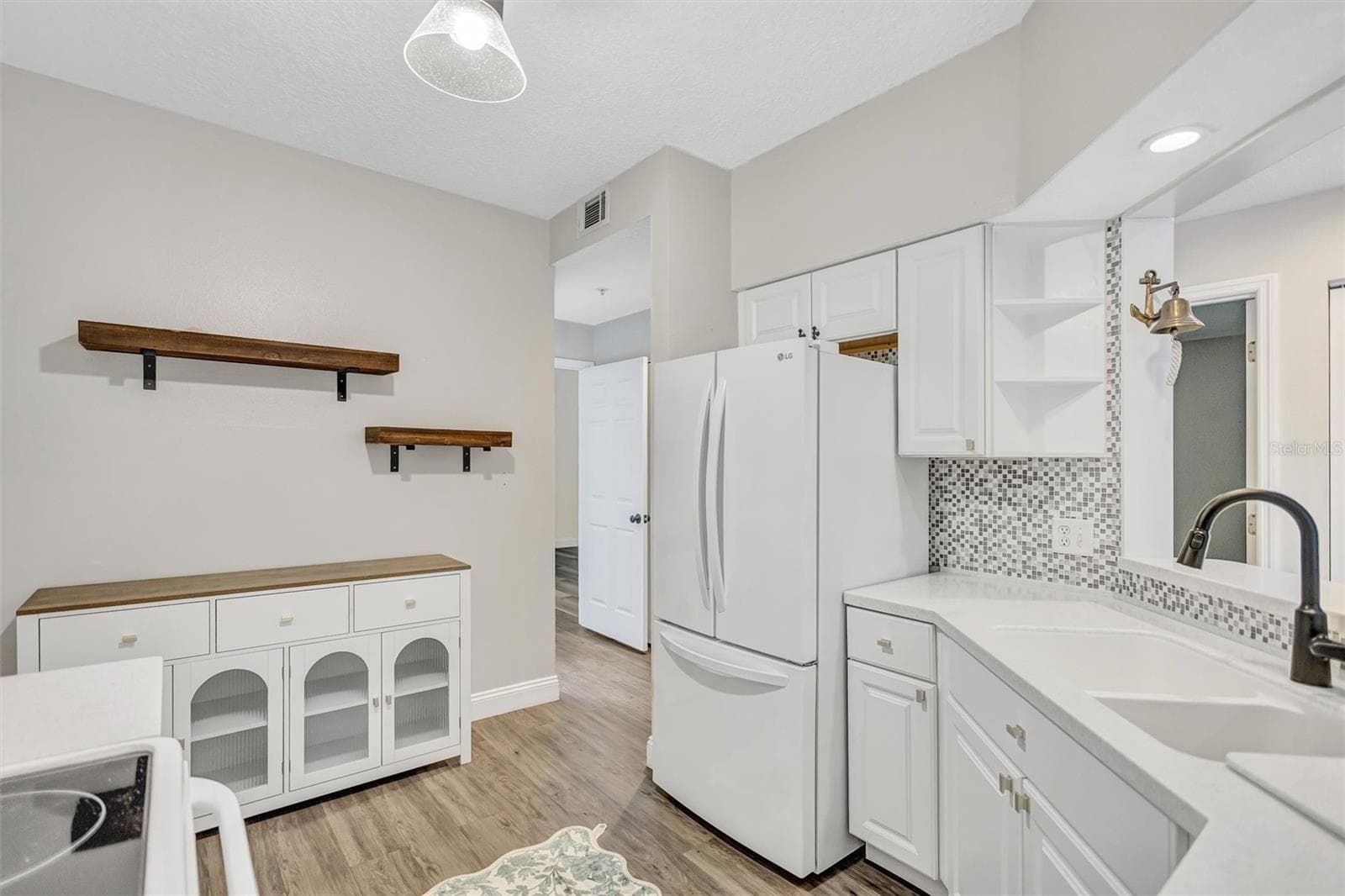 Condominium at 5520 FAIR OAKS ST, BRADENTON, photo 24 of 52