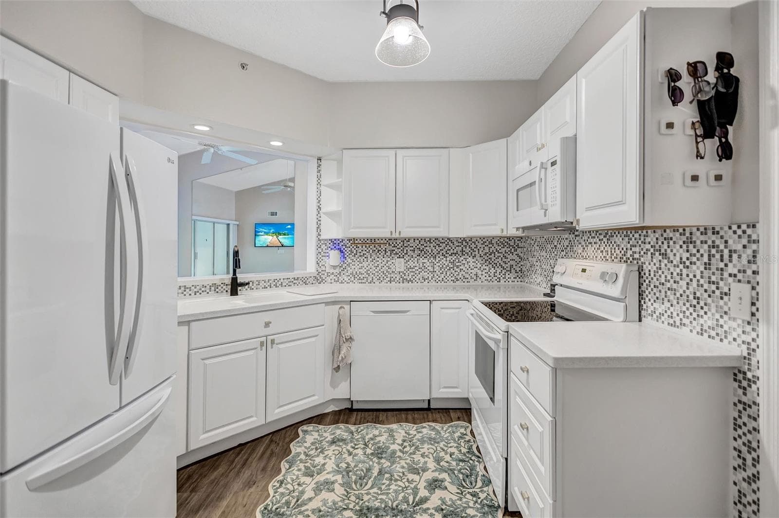 Condominium at 5520 FAIR OAKS ST, BRADENTON, photo 25 of 52