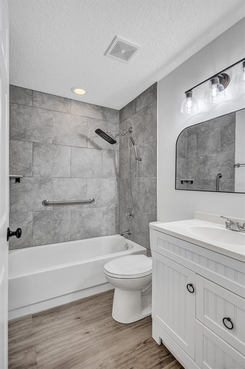 Condominium at 5520 FAIR OAKS ST, BRADENTON, photo 27 of 52