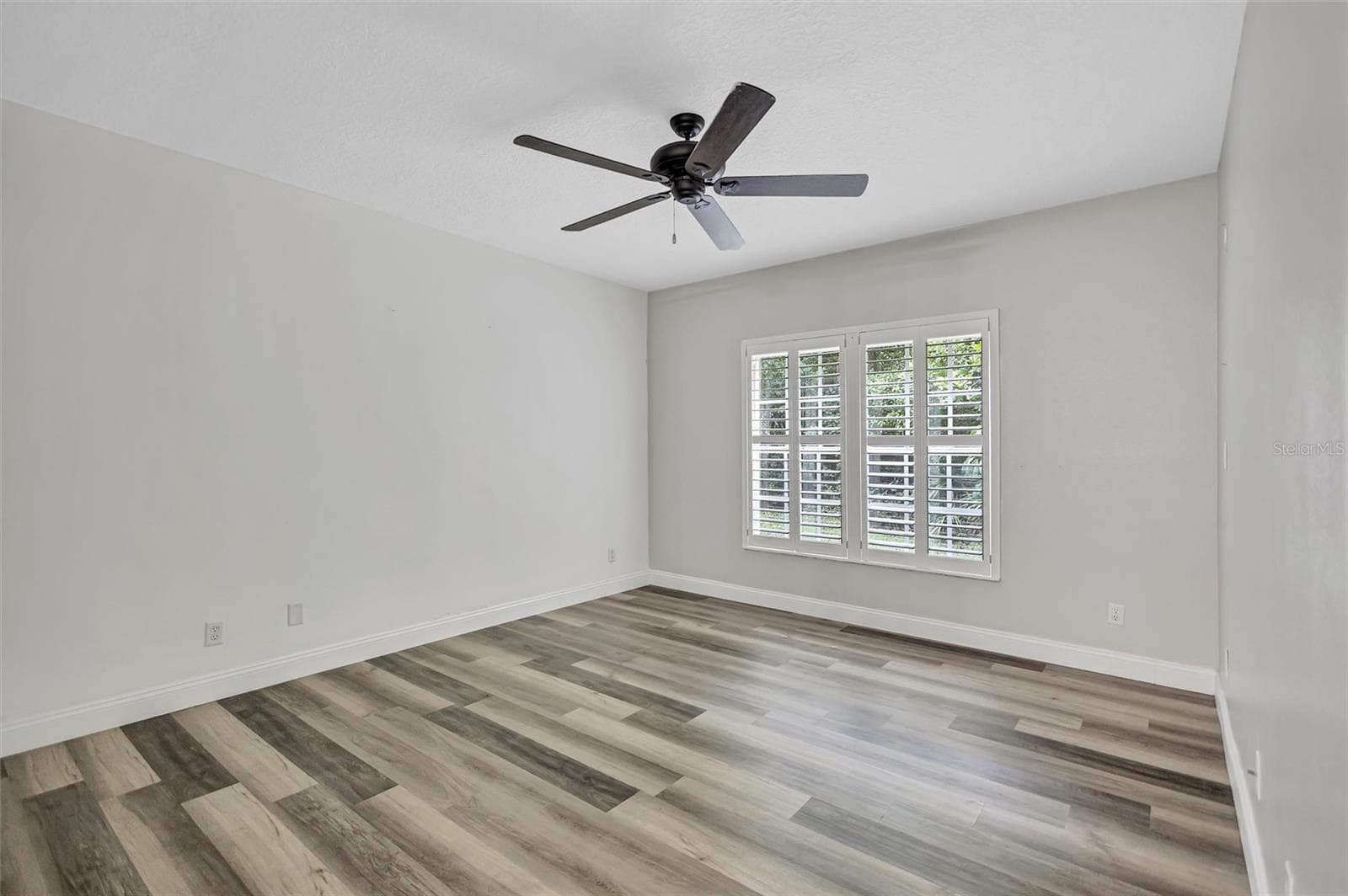 Condominium at 5520 FAIR OAKS ST, BRADENTON, photo 28 of 52