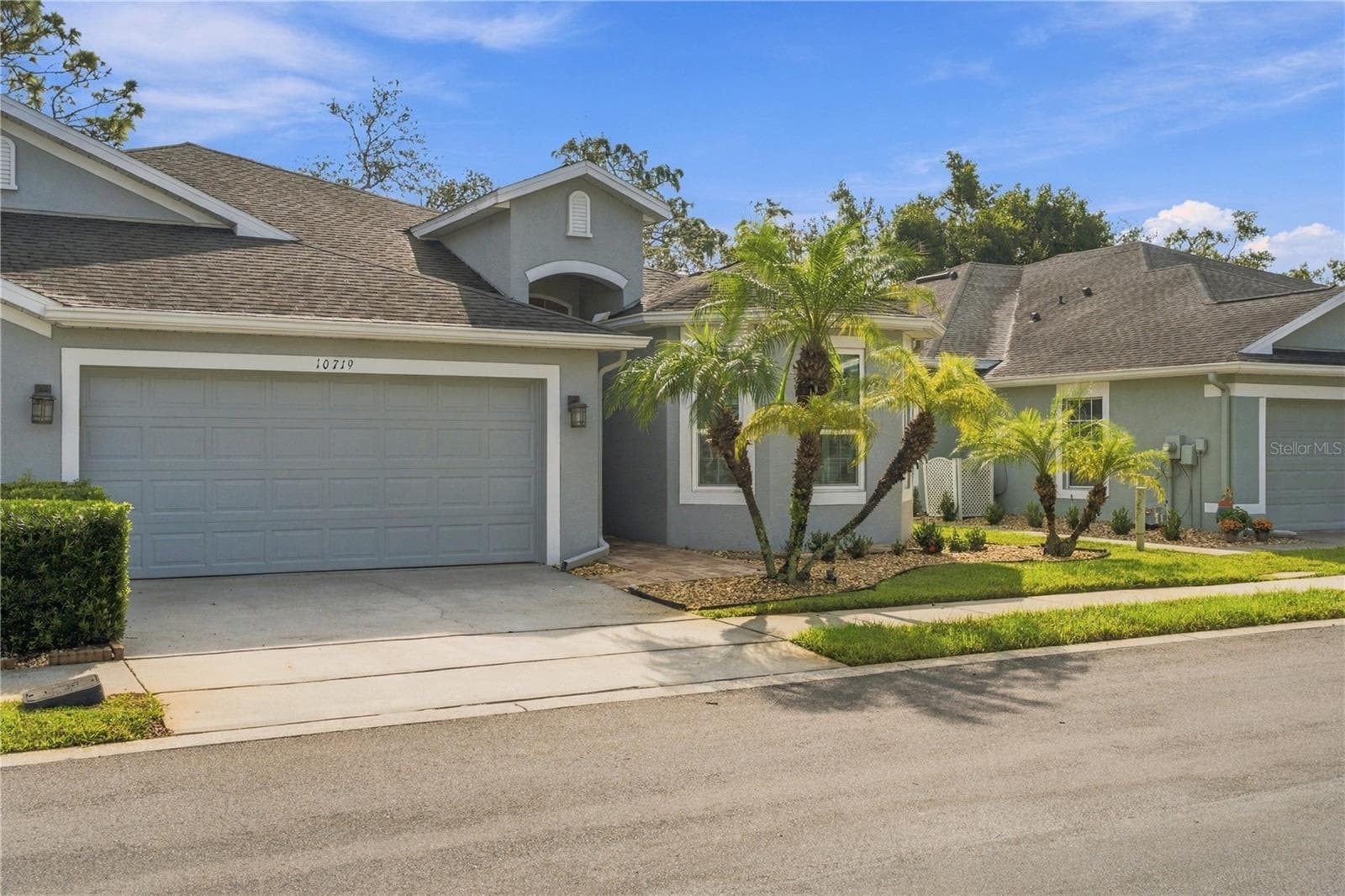 Villa at 10719 ASHFORD OAKS DR, TAMPA, photo 8 of 56