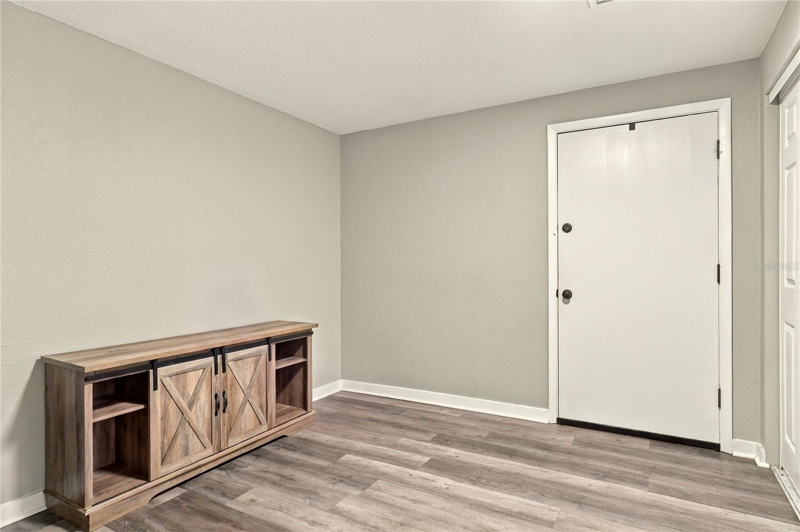 Entrance Foyer - 7 CARR LN, PALM COAST