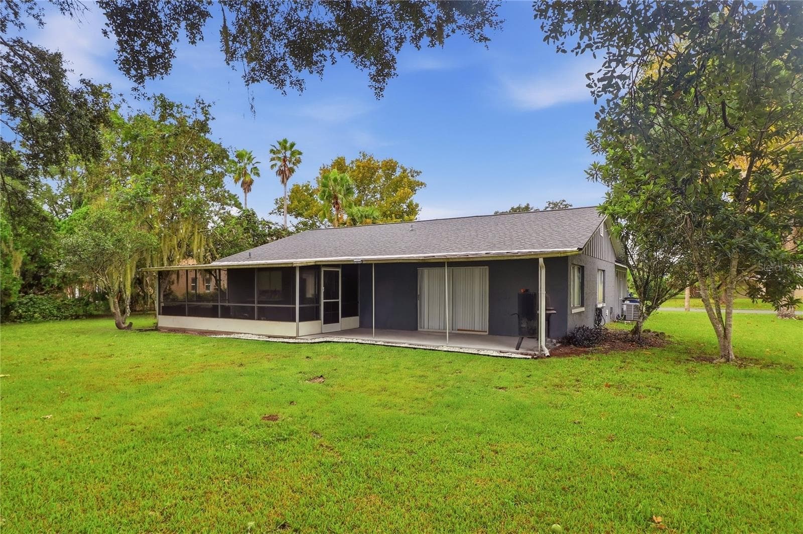Back Of Structure - 7 CARR LN, PALM COAST